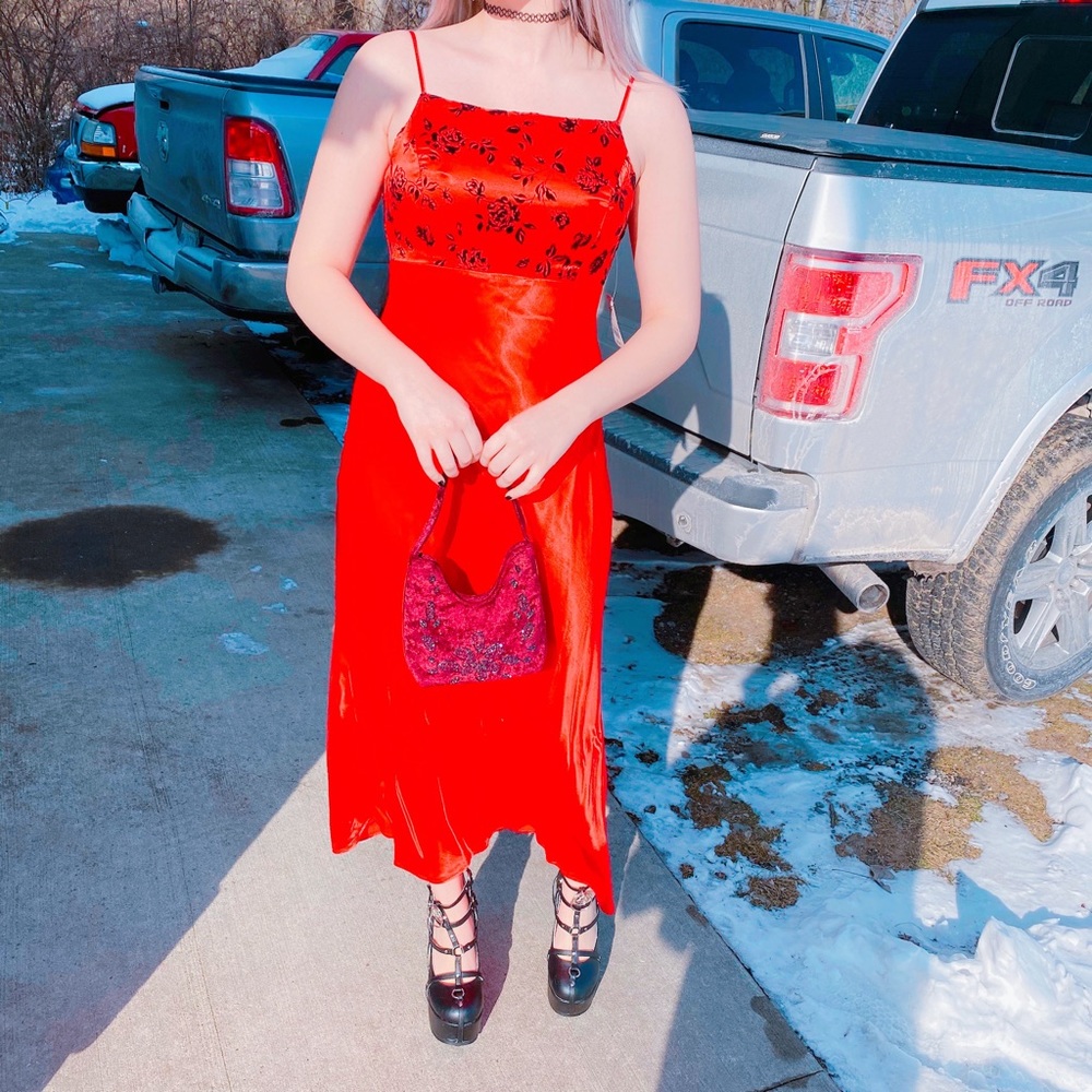 nwt red evening gown/prom dress by be smart